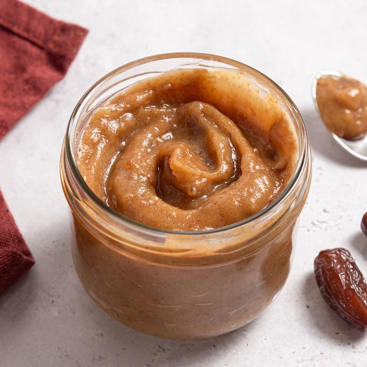 Date Caramel - (4 oz)